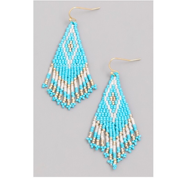 Last 1! 🌟Hot Pink Beaded Tassel Earrings - Picture 2 of 5